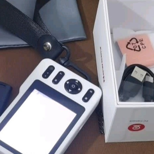 纽曼N1相机：200元的高性价比选择