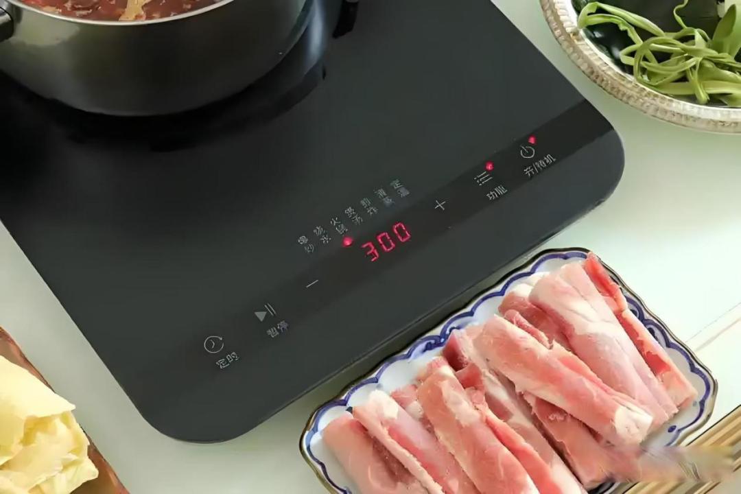 电磁炉能否复刻饭店的锅气?从西贝事件看技术突破与饮食文化的拉锯战