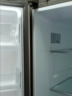 🌺海尔小红花472冰箱：大容量与净味除菌