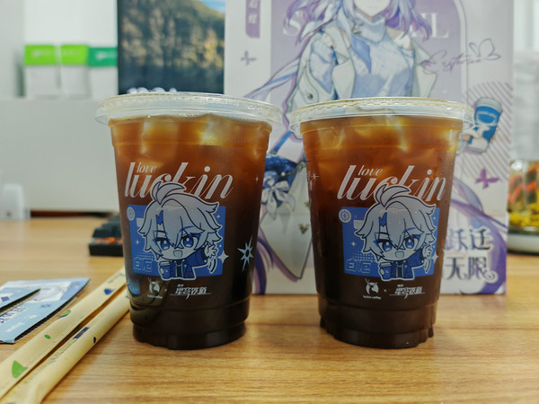 瑞幸咖啡茉莉花香美式没想到还真好喝
