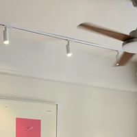 为啥越来越多人给客厅安装“挂机空调”？体验后才发现，太香了