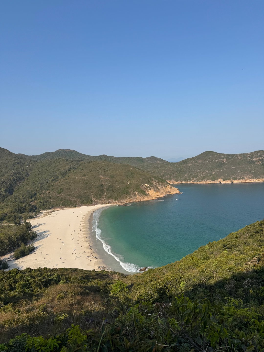 香港麦理浩径二段徒步攻略:打卡全球最佳山海线,火山岩奇观与玻璃海惊艳新手必达