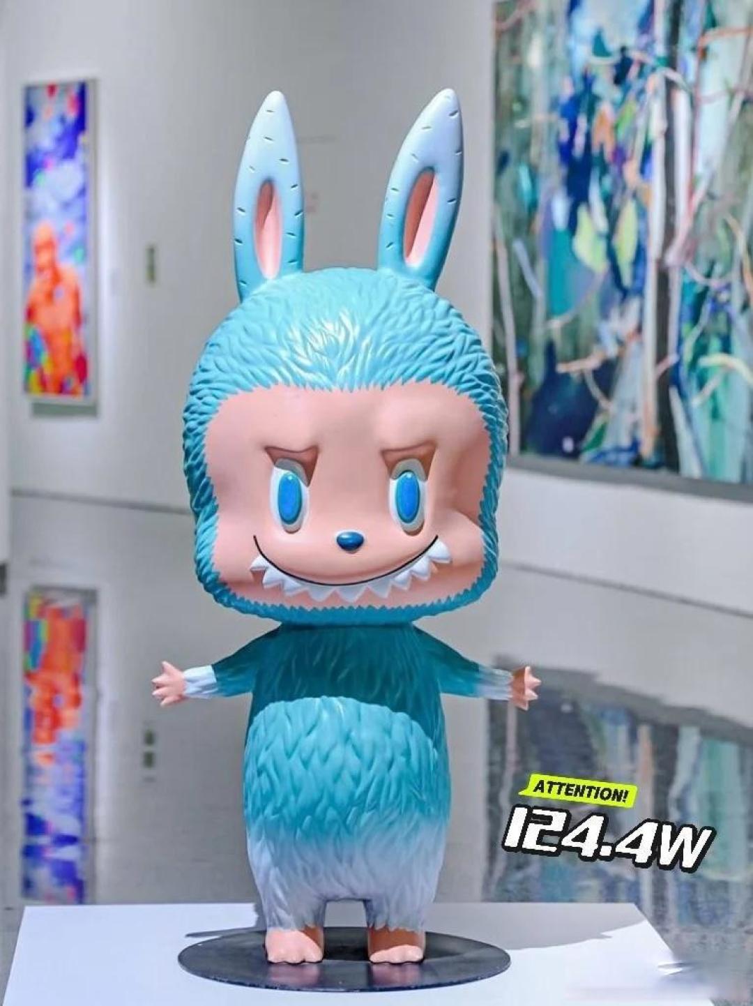 俄女子10万卢布出卖灵魂买labubu玩偶,签了协议按了手印