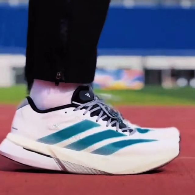 阿迪达斯ADIZERO BOSTON 13 跑步鞋：竞速与训练全能