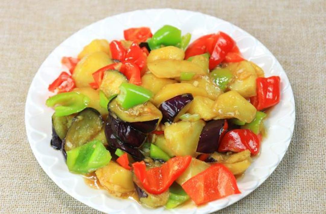 东北味觉江湖:锅包肉领衔黑土地征服南北的美食密码