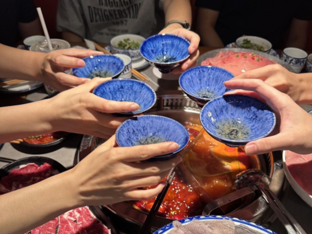 昔日“酒界小透明”,靠“陪”活成年轻人的饭桌新刚需