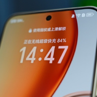 荣耀诞生“新黑马”，成为国产手机热卖榜第一名，8300mAh+IP69K