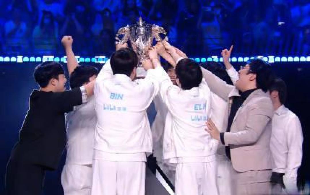 BLG全华班鏖战五局力克TES首夺LPL桂冠!Knight FMVP引领战术革新登顶