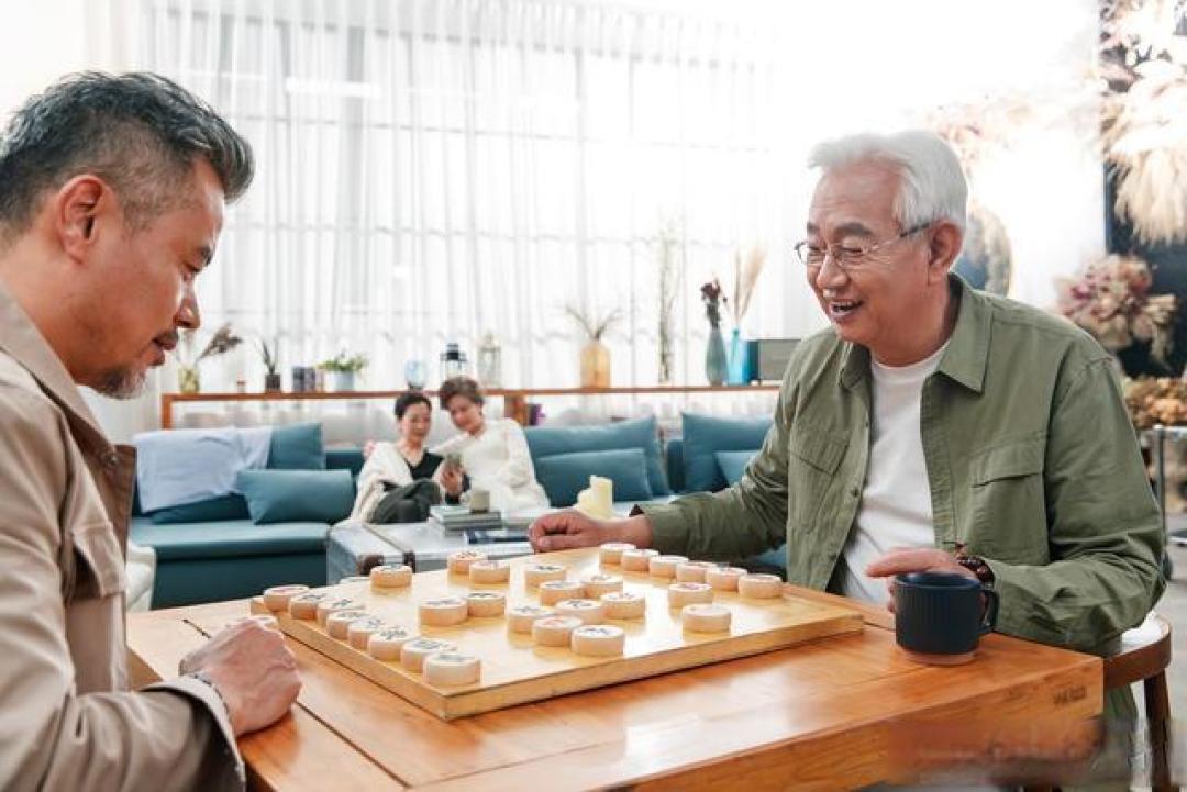 记忆力减退=阿尔茨海默病?医生详解两者的关键区别与预警信号
