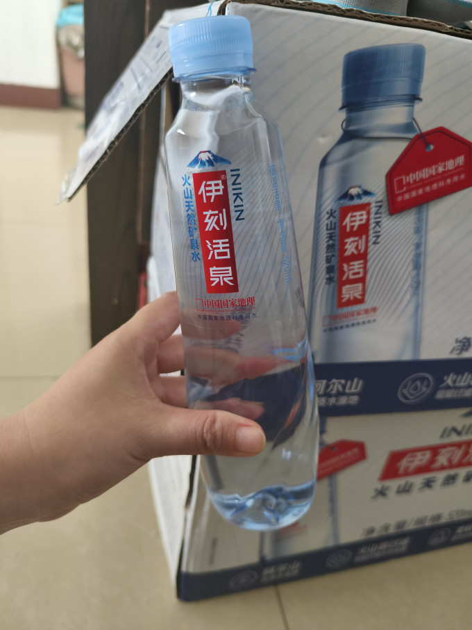 伊刻活泉饮用水
