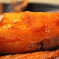 秋天的街头巷尾，藏着最暖的烟火气
