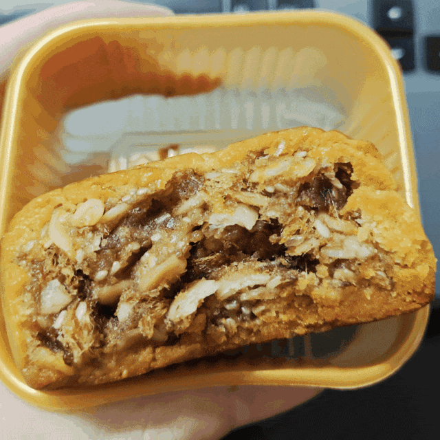 五仁金腿月饼测评，还有比金九更好吃的五仁月饼？