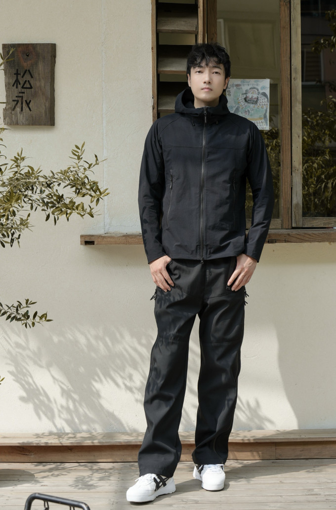 天石冲锋衣
