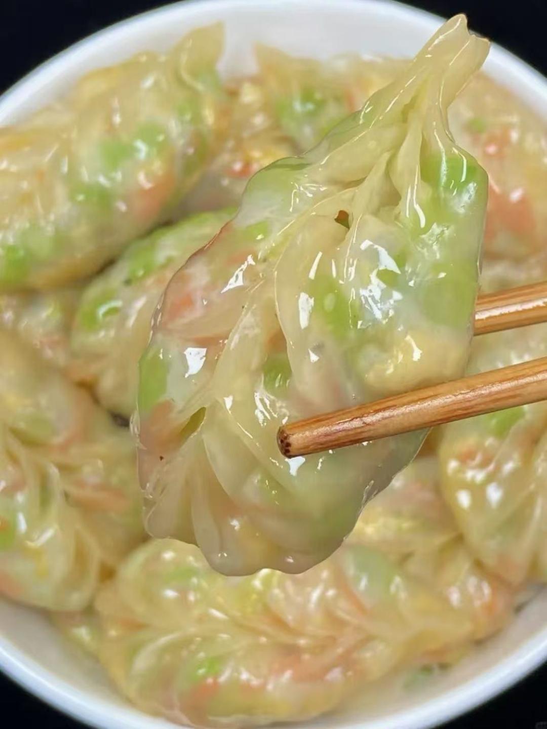 解锁饺子皮的百变魔法:煎蒸甜咸全攻略,剩皮秒变美味神器