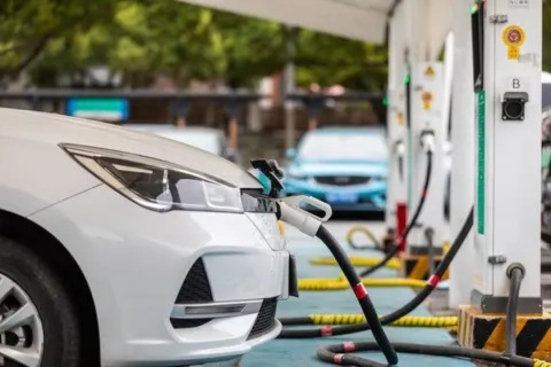 2025年汽车销量目标3230万辆 新能源车成增长核心