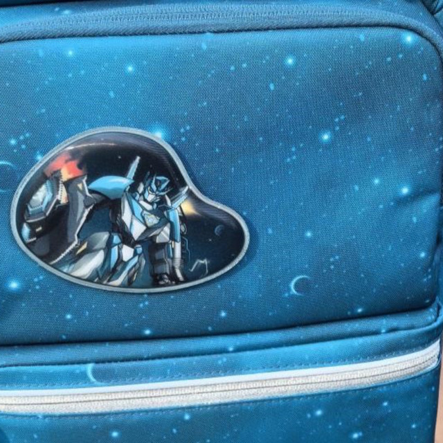 为成长护航GMT for Kids小学生护脊书包体验比两只苹果还轻的守护