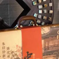 2025广式月饼礼盒:经典风味与高档设计