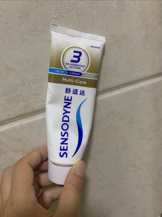 舒适达牙膏