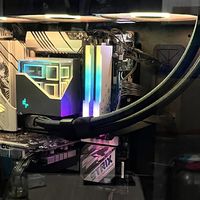 电脑装机 篇零：朋友送的华硕 ROG B760-G ，升级空间拉满！ FLUX 专利风道也绝了