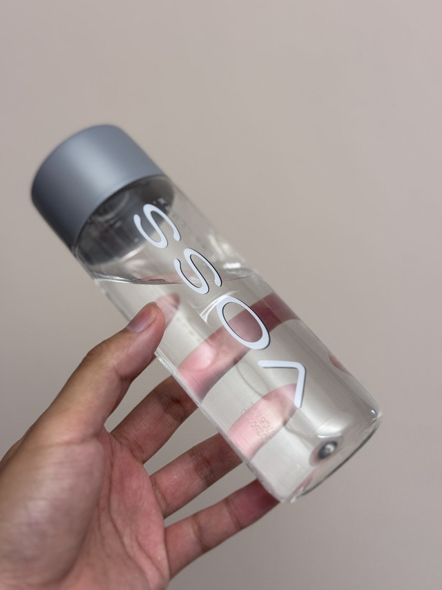 喝了一瓶漂亮水