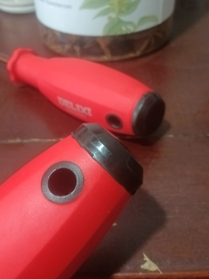 德力西螺丝刀