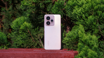 轻薄与续航兼顾，影像与性能全面均衡，realme 真我 15开箱上手 