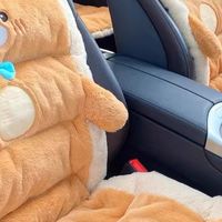 冬季的刚需，加厚毛绒坐垫提升车内舒适度