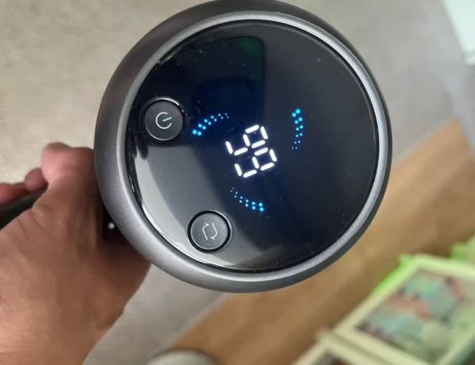 手持式吸尘器