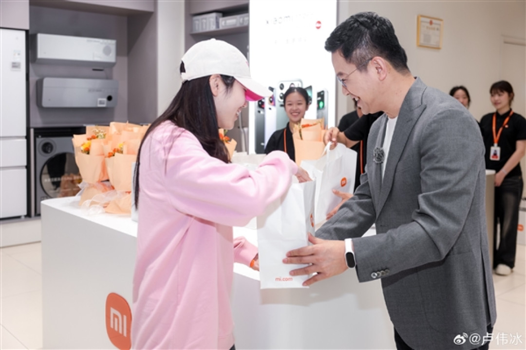 5999元起的小米17 Pro Max卖爆!卢伟冰:说明小米上探超高端赢得了认可