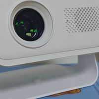 200元投影仪卧室追剧神器