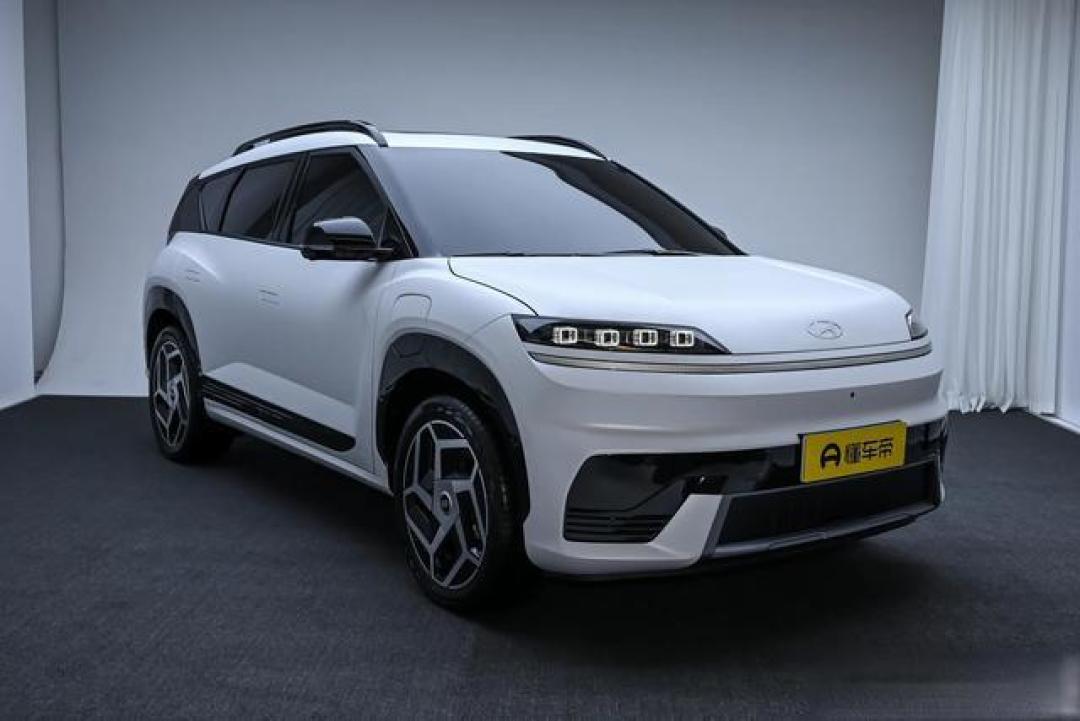 北京现代纯电SUV EO羿欧首发:722km续航+8295芯片硬刚ID.4 X
