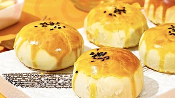 京东京造蛋黄酥：口感与便捷兼备