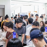 小米17系列销量暴跌？卢伟冰反驳，销量非常好，人民日报点赞
