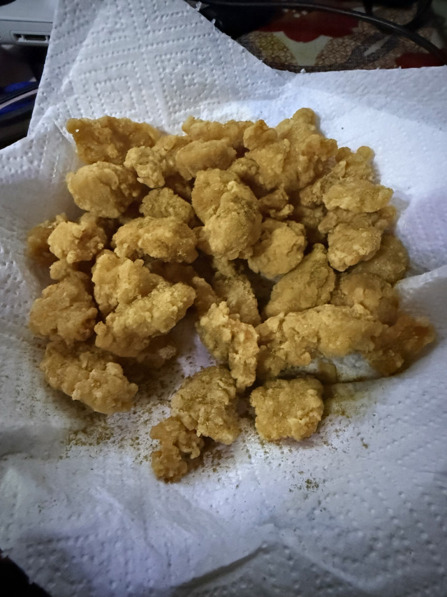 上鲜的这个鸡米花不错，才10元一斤让我懒得自己做了