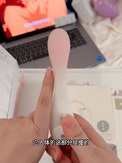 攒7个小玩具录了个开箱，无科普无测，就纯开，可能有点乏味，随便看看就行🩷 欧亚思 欢心🩷 欧亚思 曼陀罗🩷 Glu 小豆丁🩷 Glu 大嘴鸟🩷 羞羞哒 糯糯棒mini🩷 羞羞哒 漫游mini🩷 羞羞哒