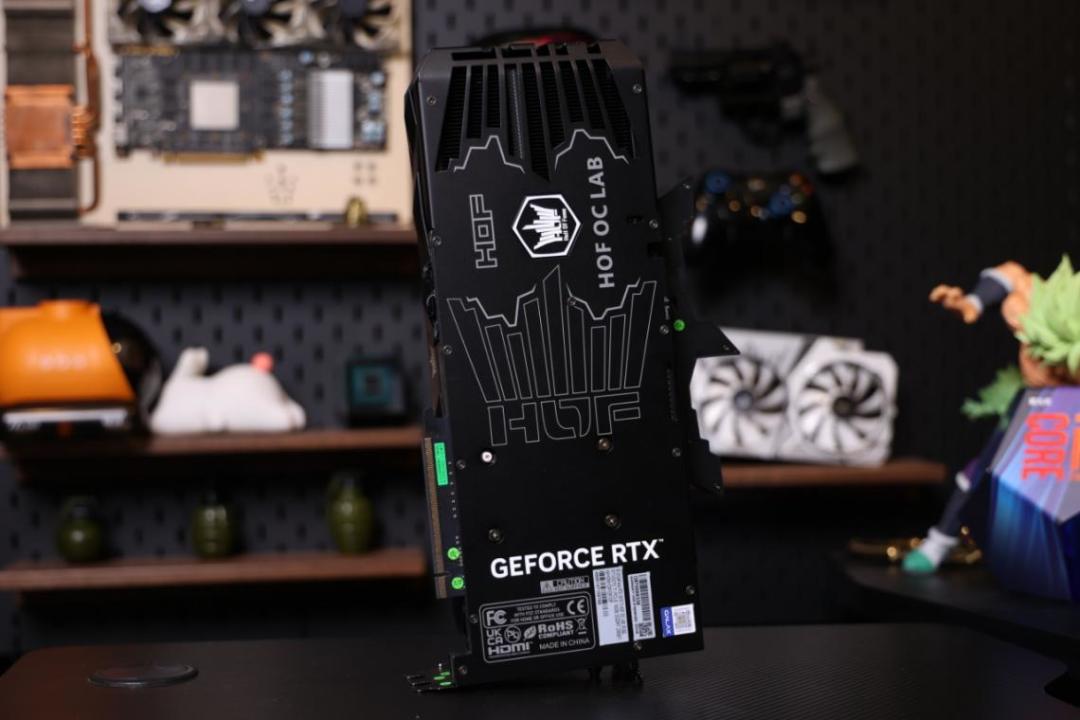 影驰RTX 5070 Ti HOF OC LAB黑魂X 纯黑哑光，旗舰性能