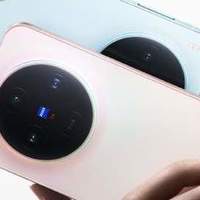 旅拍神器再进化！vivo X300系列官宣，影像能力带来全新惊喜