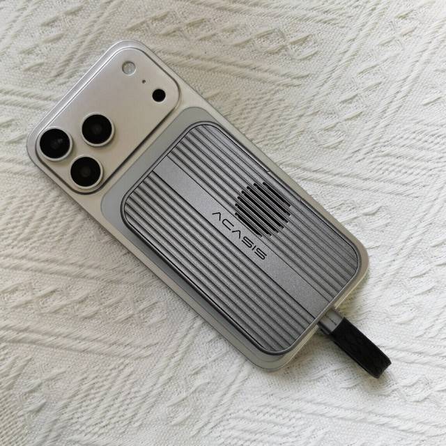 iPhone 17 PM内存不足？有了这个扩展坞拍4k视频照片直接起飞！