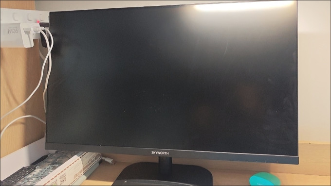 创维显示器