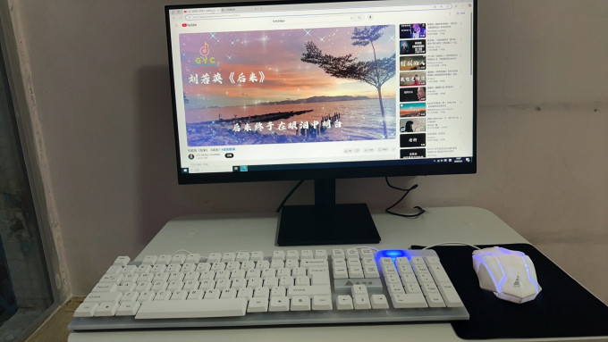 小米显示器