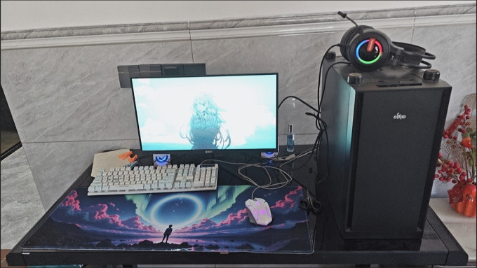 攀升显示器