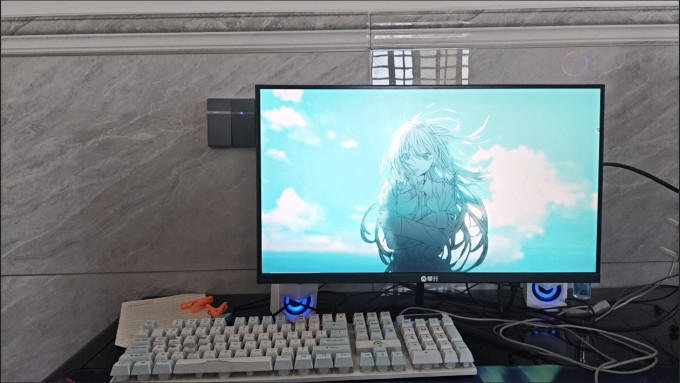攀升显示器