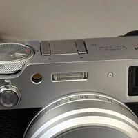 富士X100VI测评，复古旁轴里的光影真相，加价抢值得吗？
