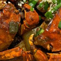 中秋红烧蟹：酱汁里熬煮的家常暖意