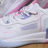 匹克态极游侠2.0篮球鞋：时尚与科技结合