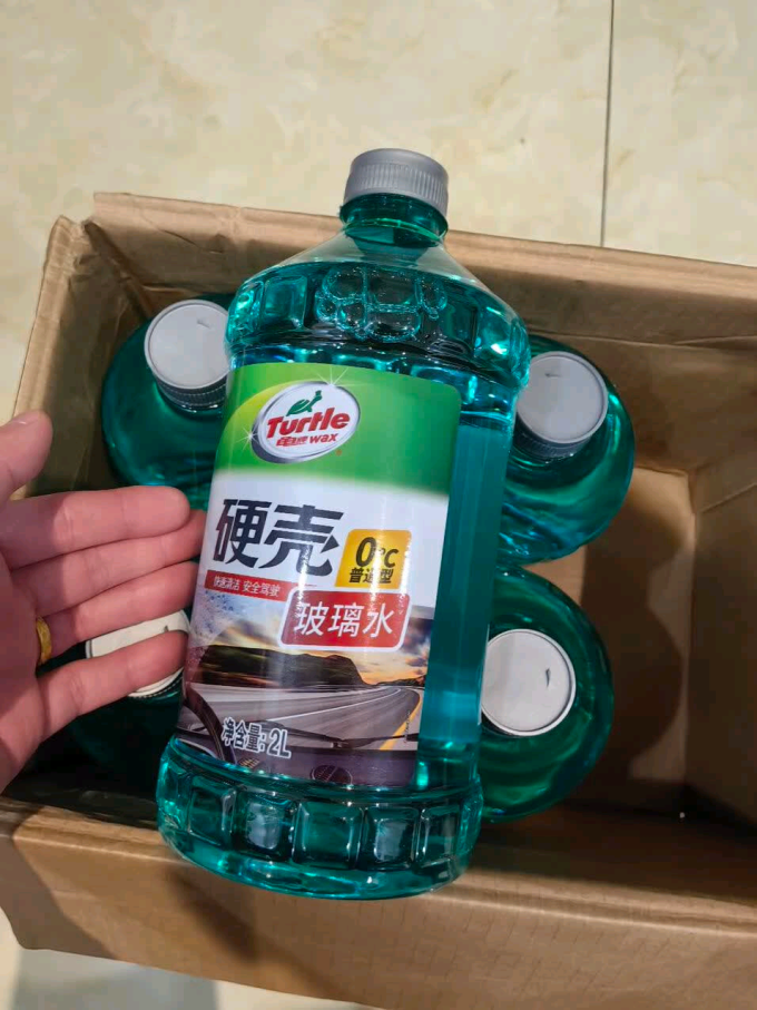 龟牌玻璃水
