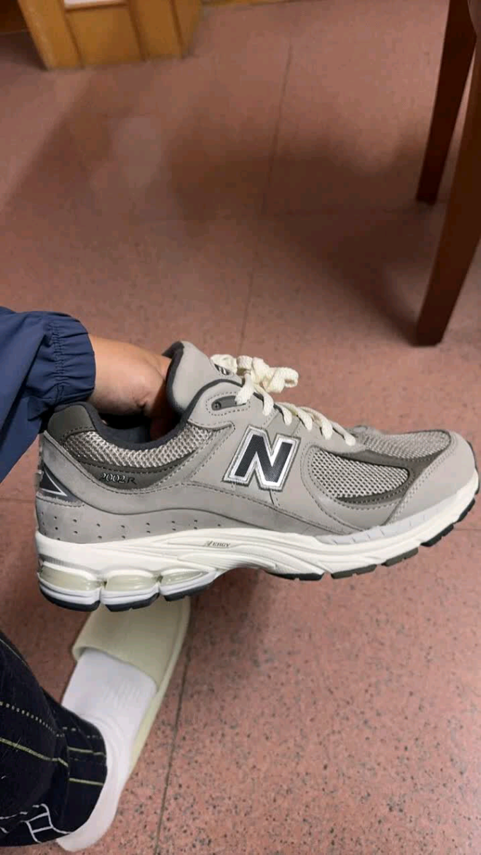 休闲运动鞋