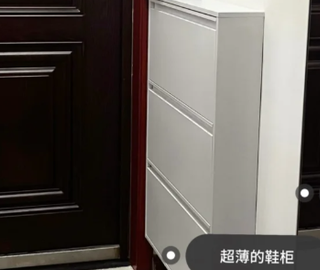 物业不让门口放鞋柜？学学年轻人的做法， 第一次见，真高级！