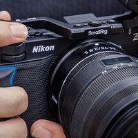 尼康进军电影机市场，新品ZR小试牛刀