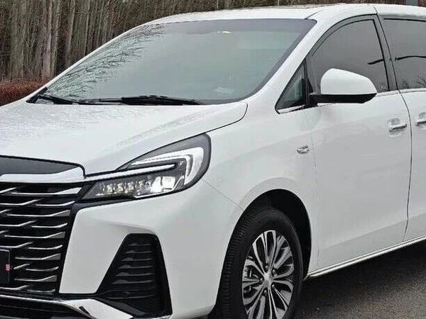家里人多建议选7座MPV,就看这6款,空间大配置高,家用很适合